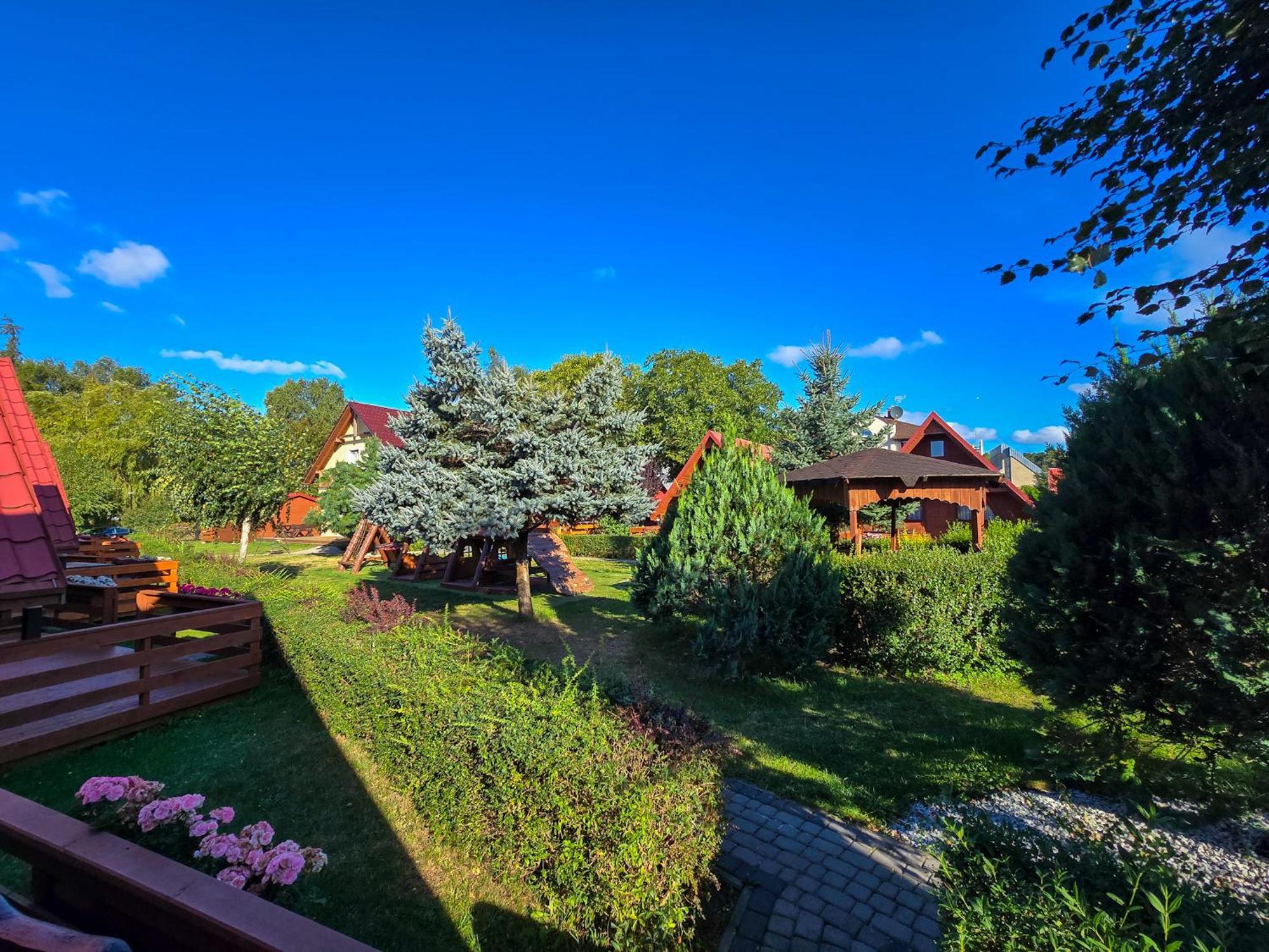 Osrodek Wczasowy Sloneczko Villa Dźwirzyno Exteriör bild